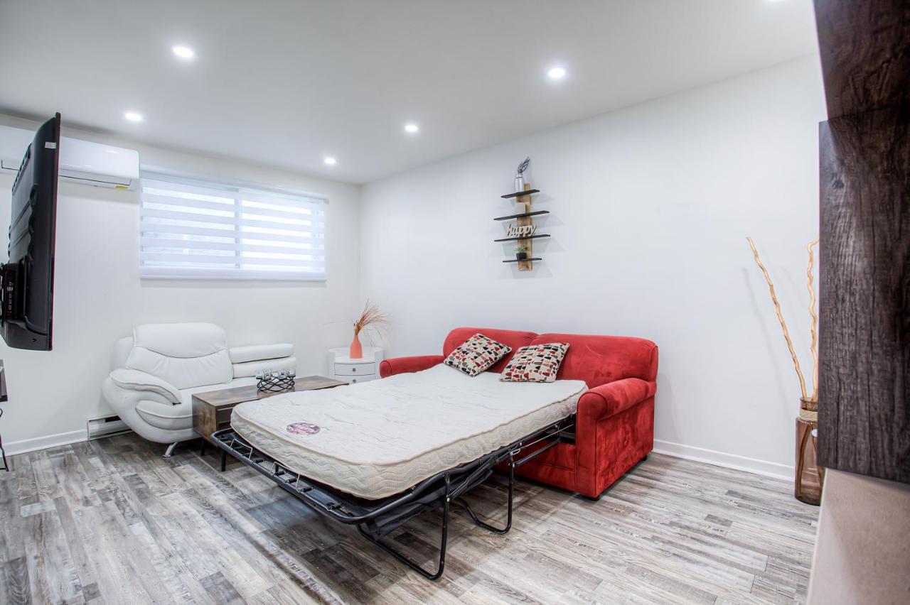 Family Friendly Property Parking Available Montreal Exterior photo