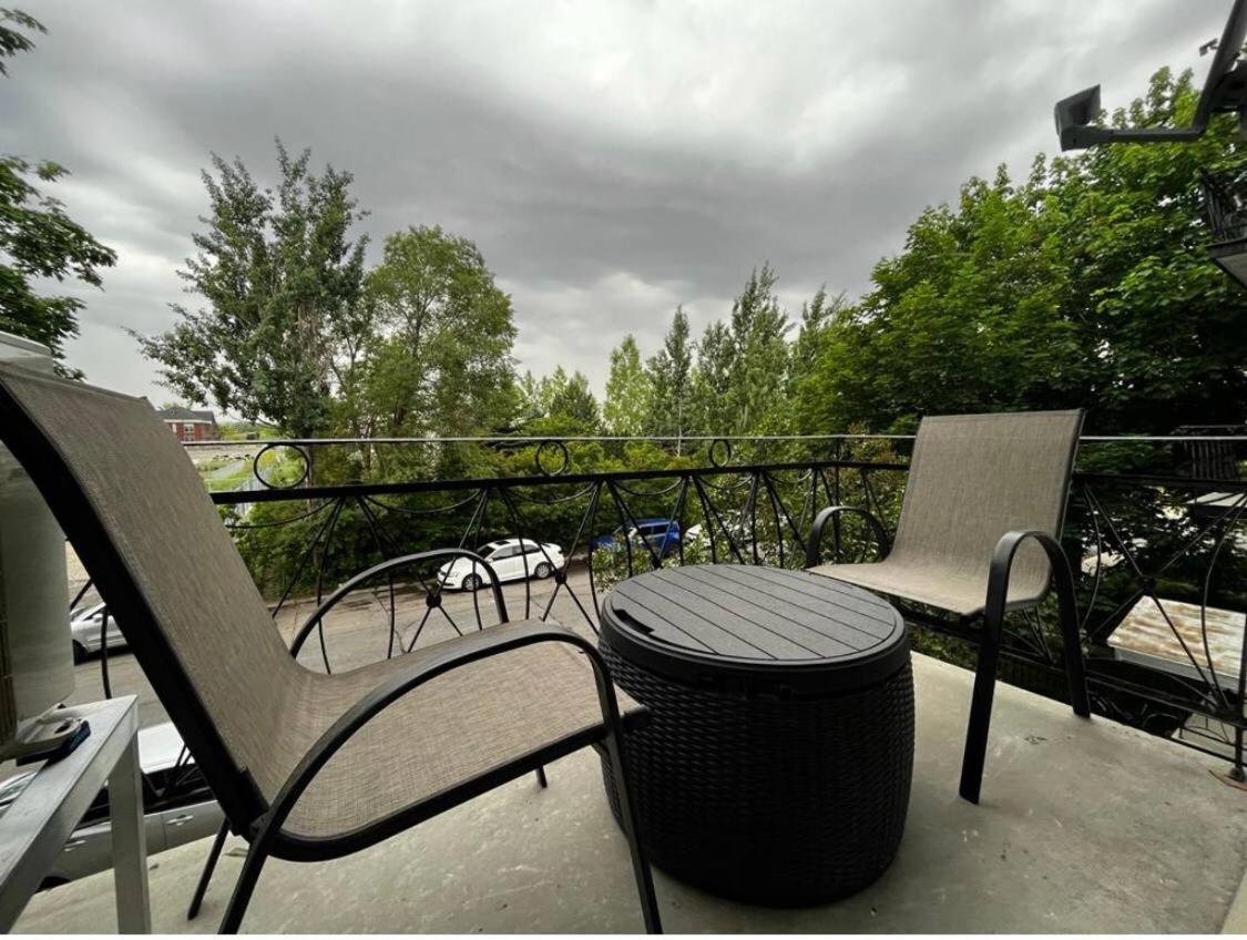 Family Friendly Property Parking Available Montreal Exterior photo
