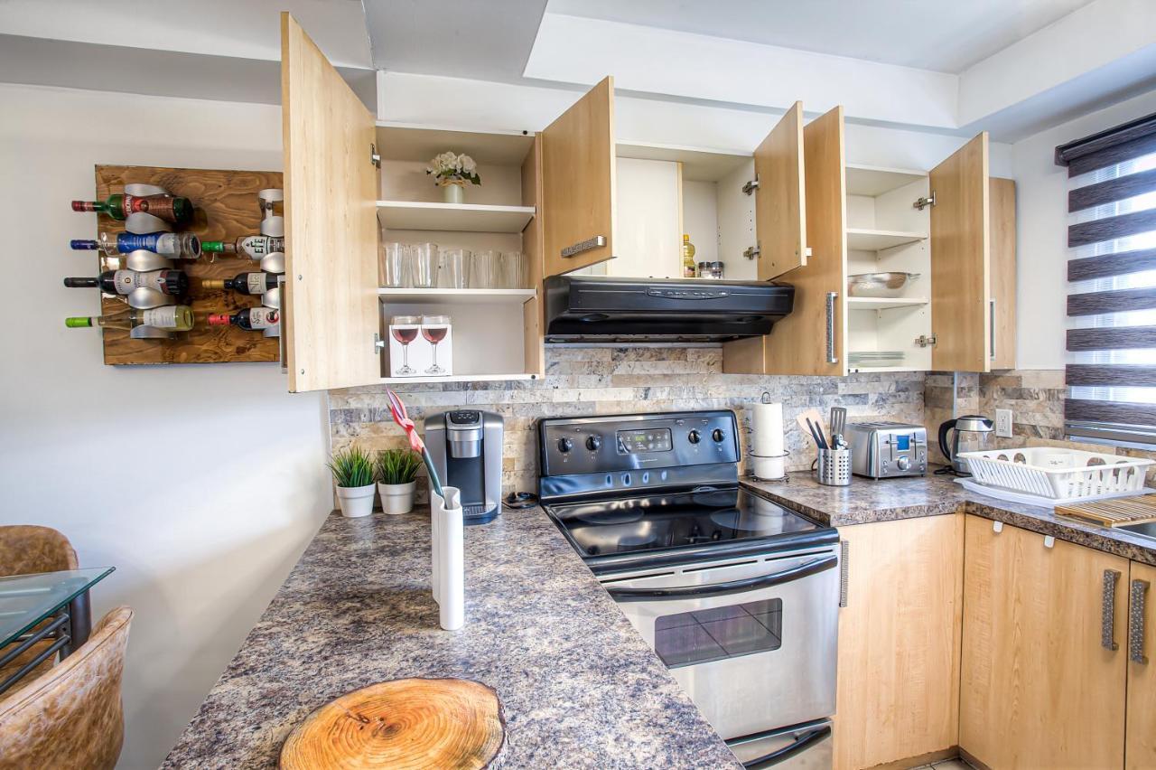 Family Friendly Property Parking Available Montreal Exterior photo