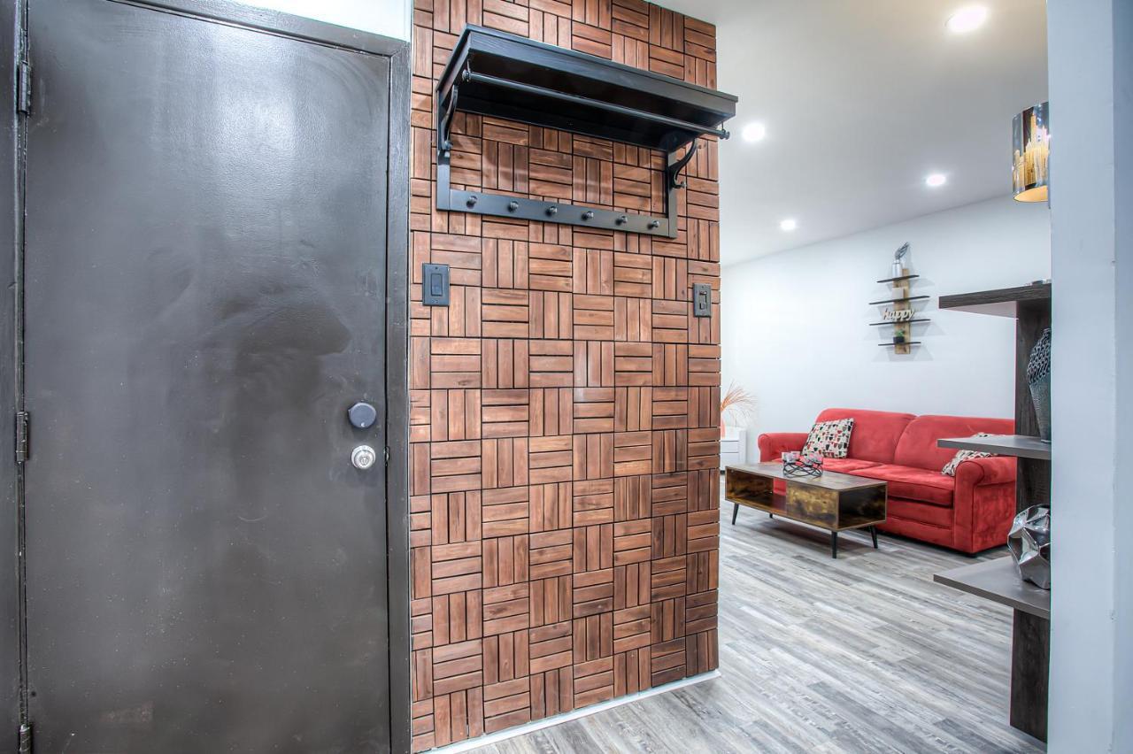 Family Friendly Property Parking Available Montreal Exterior photo